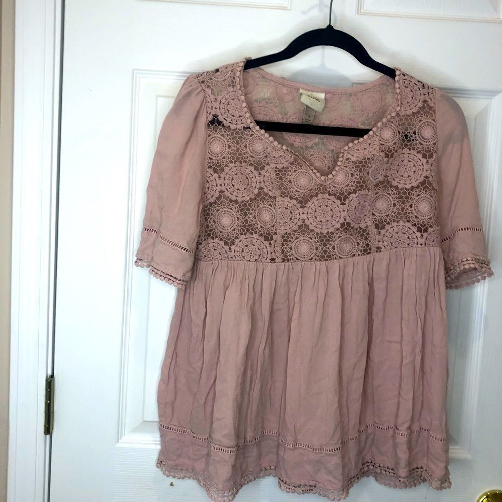 Knox Rose dusty pink short sleeve crocheted lace blouse top, size small
